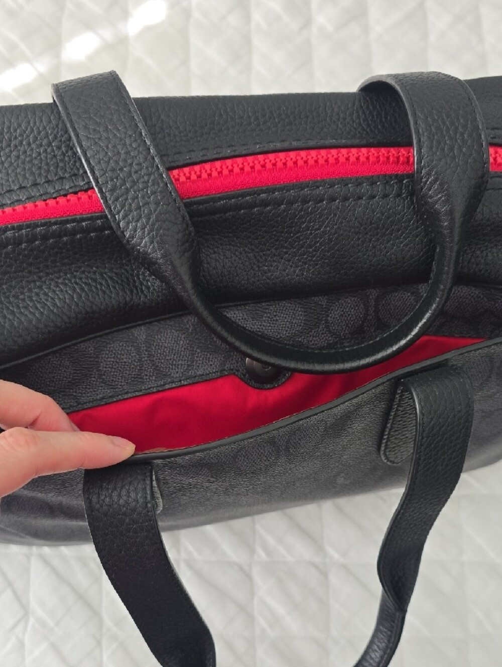 Coach Duffle Bag - Picture 5 of 7